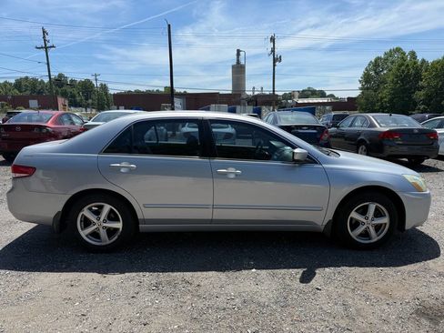 Used 2004 Honda Accord EX image 25