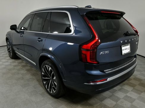 Certified 2026 Volvo XC90 B6 Plus w/ Protection Package Premier image 4