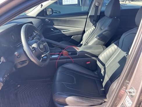 Certified 2024 Hyundai Elantra Limited image 14