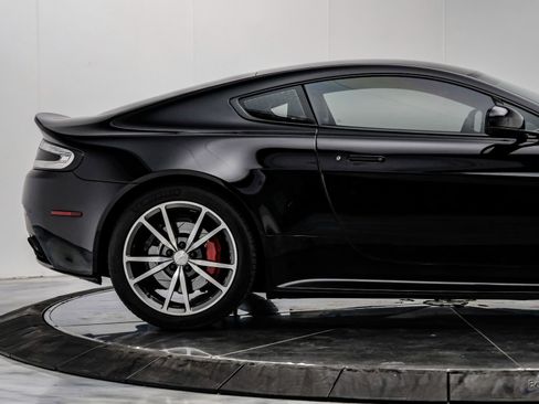 Used 2015 Aston Martin V8 Vantage GT RWD image 25
