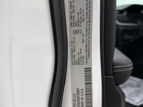Certified 2025 Jeep Grand Cherokee Laredo X w/ Luxury Tech Group I AWD/4WD image 36
