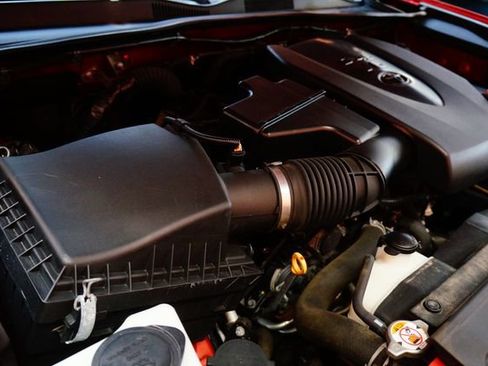 Used 2019 Toyota Tacoma SR5 AWD/4WD image 54