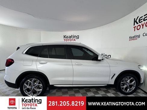 Used 2024 BMW X3 sDrive30i w/ Parking Assistance Package RWD image 4