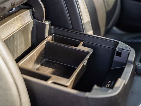 Used 2021 Chevrolet Tahoe LT image 13