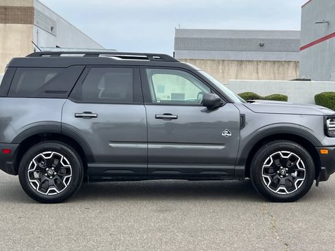 Used 2025 Ford Bronco Sport Outer Banks w/ Outer Banks Tech Package+ image 6