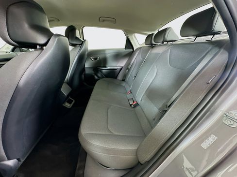 Used 2025 Kia K4 FWD image 26