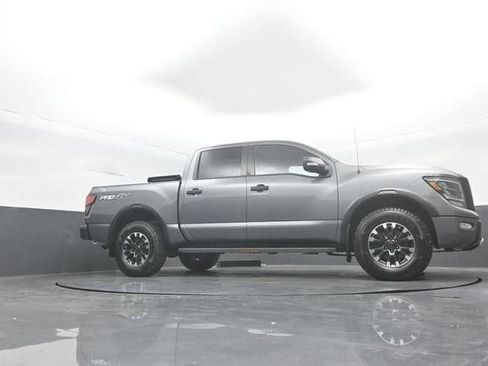 Used 2021 Nissan Titan PRO-4X w/ Pro-4x Convenience Package AWD/4WD image 36