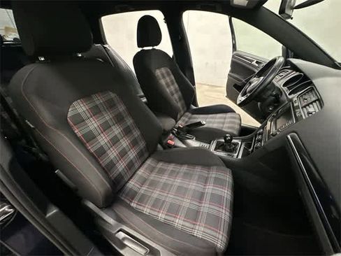 Used 2017 Volkswagen GTI S image 19