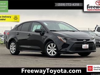Certified 2025 Toyota Corolla LE video 1