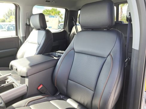 New 2026 Ford F350 Lariat w/ Black Appearance Package image 20