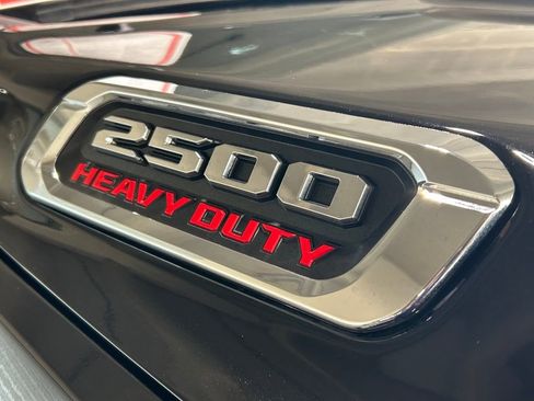 Used 2024 RAM 2500 Limited image 33