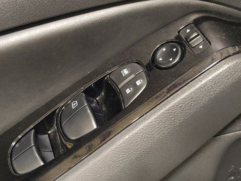 Used 2024 Nissan Altima 2.5 SR FWD image 27