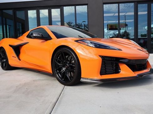 Used 2024 Chevrolet Corvette Z06 w/ Stealth Interior Trim Package image 1