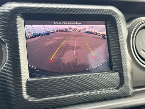 Used 2022 Jeep Wrangler Unlimited Willys image 21