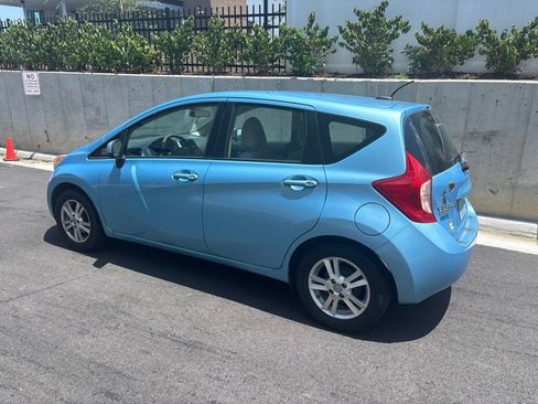 Used 2014 Nissan Versa Note SV w/ Convenience Package FWD image 3