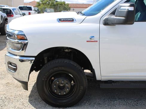New 2026 RAM 3500 Tradesman AWD/4WD image 7