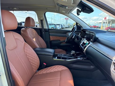 Certified 2023 Kia Sorento SX Prestige AWD/4WD image 13