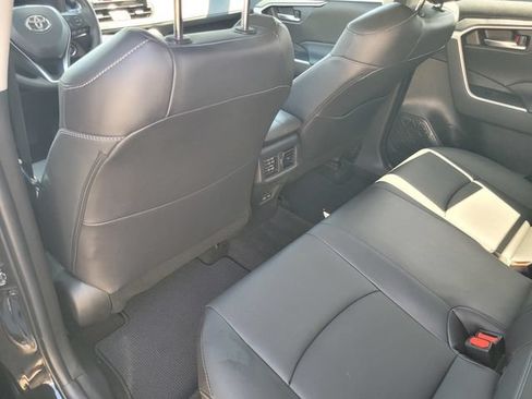 Used 2023 Toyota RAV4 XLE Premium FWD image 12
