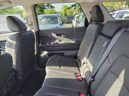 New 2026 Nissan Pathfinder SL FWD image 14