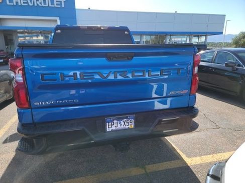 Used 2022 Chevrolet Silverado 1500 ZR2 w/ Technology Package AWD/4WD image 5
