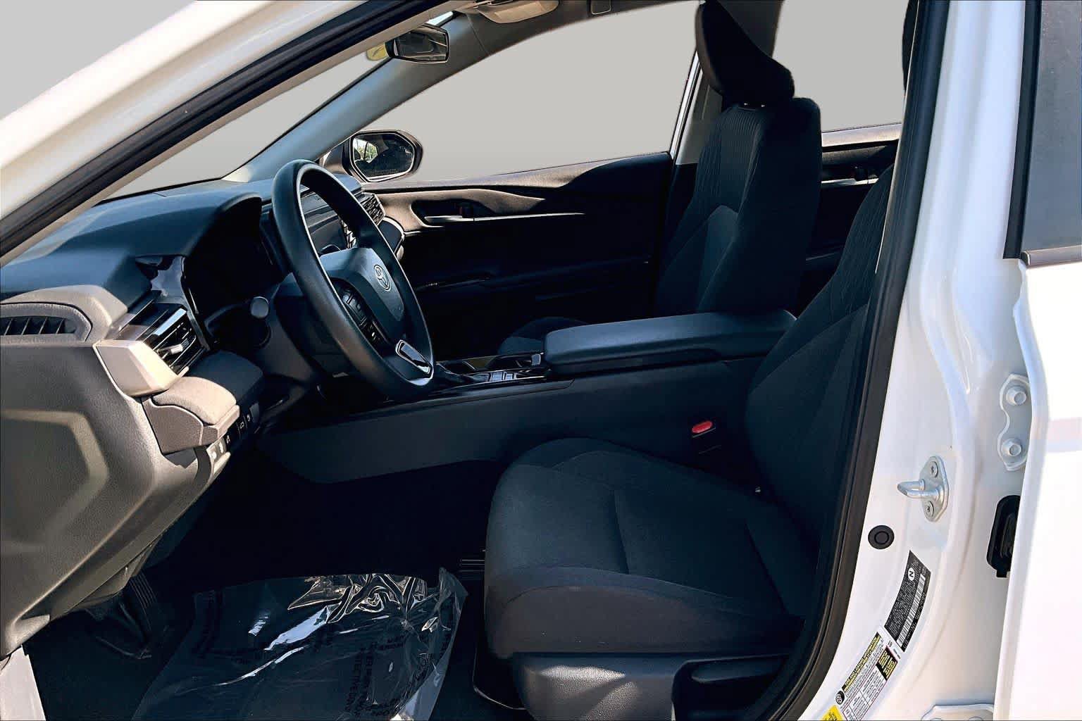 Certified 2025 Toyota Camry LE FWD image 7