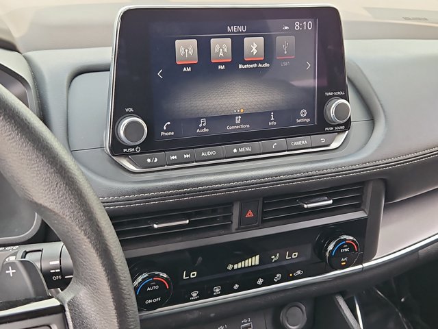 Used 2023 Nissan Rogue SV FWD image 14