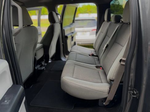 Used 2017 Ford F250 XL w/ STX Appearance Package AWD/4WD image 14
