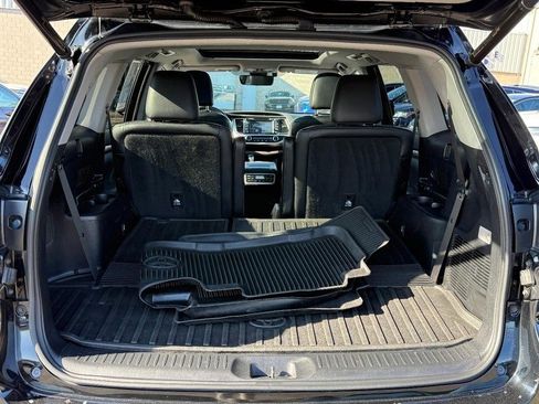 Used 2018 Toyota Highlander Limited Platinum image 4