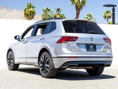 Used 2020 Volkswagen Tiguan SE R-Line w/ 3rd Row Seat Package AWD/4WD image 7