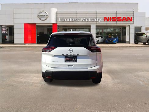 New 2026 Nissan Rogue SV w/ Cold Weather Package image 4