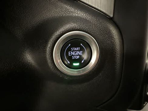 Used 2020 GMC Sierra 2500 Denali w/ Denali Ultimate Package AWD/4WD image 11