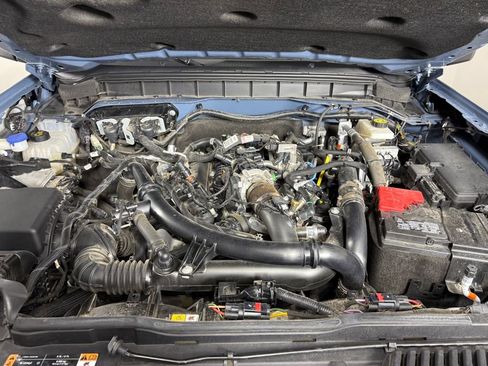 Used 2023 Ford Bronco Wildtrak image 9