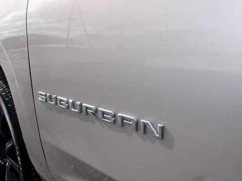 Used 2021 Chevrolet Suburban High Country w/ Max Trailering Package image 19