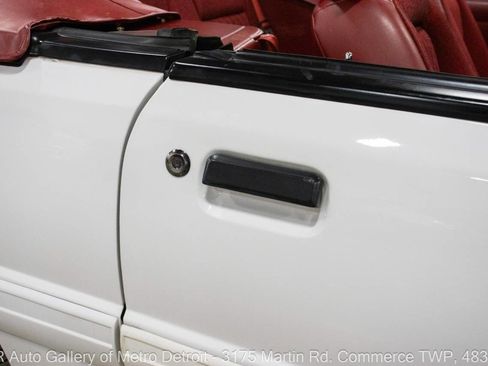 Used 1990 Ford Mustang GT image 36