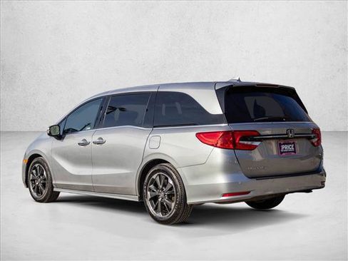 Used 2023 Honda Odyssey Elite image 7