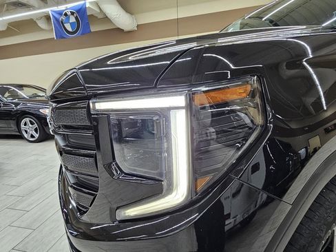 Used 2023 GMC Sierra 1500 Elevation RWD image 10
