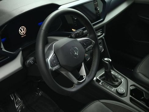 Used 2022 Volkswagen Taos SE FWD image 52