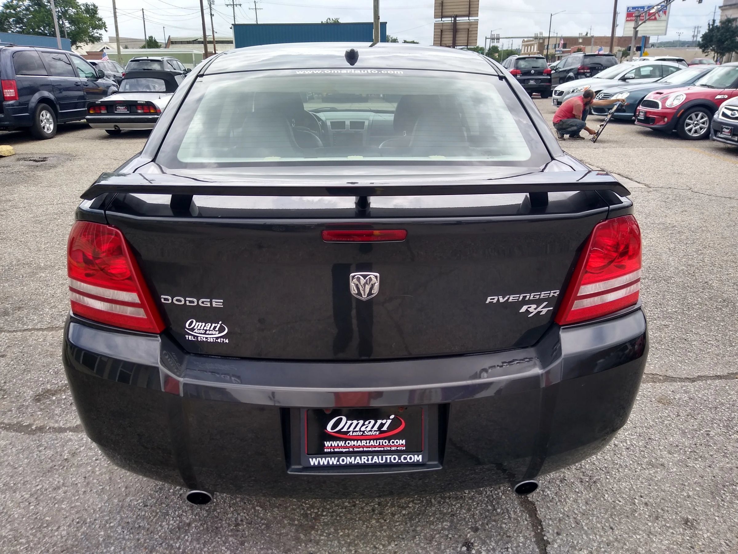 Used 2010 Dodge Avenger R/T w/ Navigation & Sound Group I FWD image 9