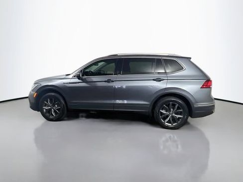 Used 2023 Volkswagen Tiguan SE FWD image 6