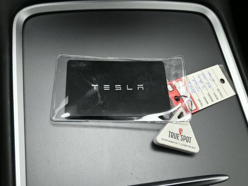 Used 2023 Tesla Model 3 Standard Range RWD image 32