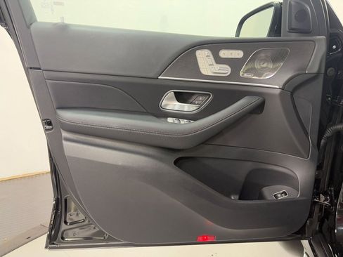 Certified 2025 Mercedes-Benz GLE 450 4MATIC image 5
