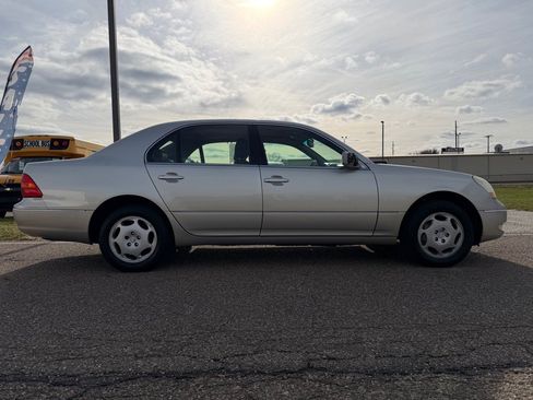 Used 2001 Lexus LS 430 image 19