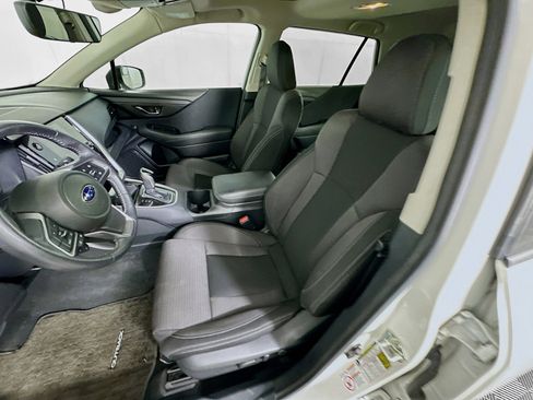 Used 2020 Subaru Outback Premium AWD/4WD image 13