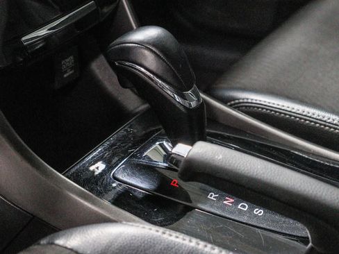 Used 2016 Honda Accord Sport image 19