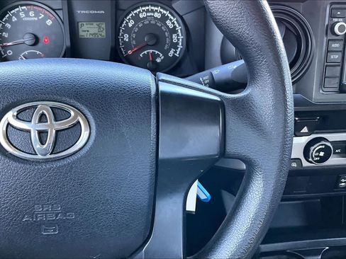 Used 2017 Toyota Tacoma SR image 24