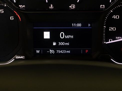 Used 2020 GMC Sierra 1500 SLT w/ SLT Premium Package image 32