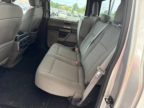 Used 2019 Ford F150 XLT w/ Equipment Group 302A Luxury AWD/4WD image 19