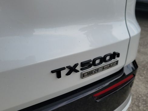 Used 2025 Lexus TX 500h AWD w/ Technology Package image 8