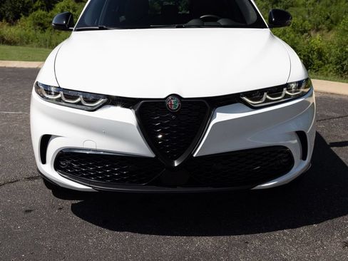 Used 2025 Alfa Romeo Tonale w/ Active Assist Package AWD/4WD image 12