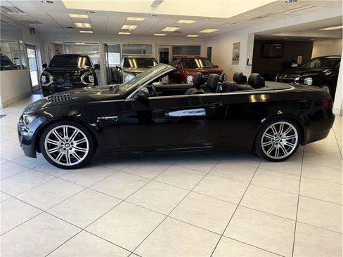 Used 2013 BMW M3 Convertible RWD image 8